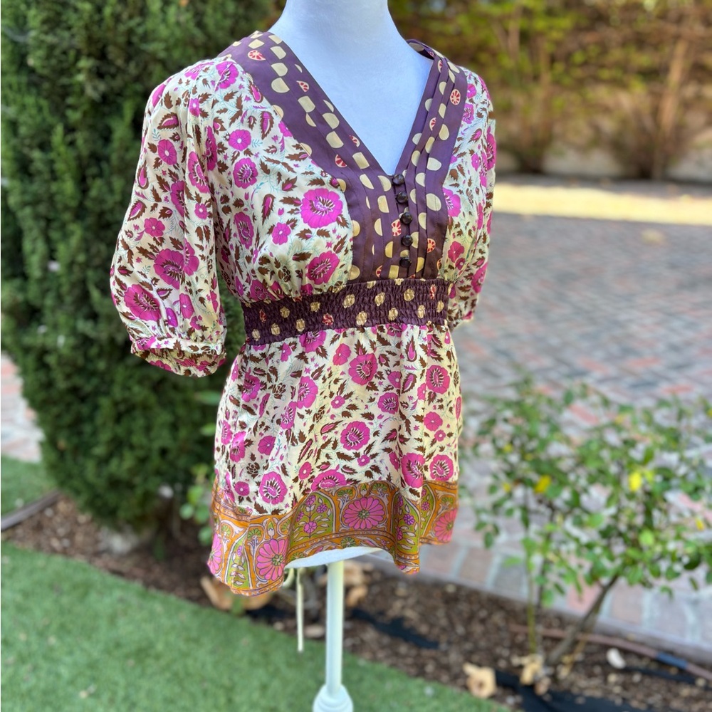 Fei Anthropologie Floral V-Neck Blouse in Pink and Cream